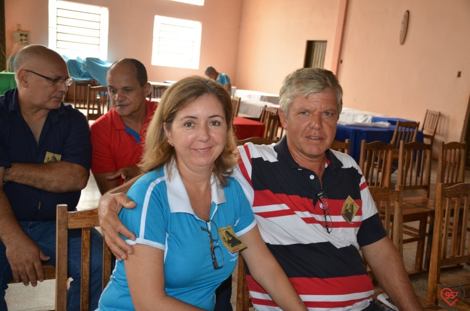 Ozair Sanábria ministra palestra para Cursilhista