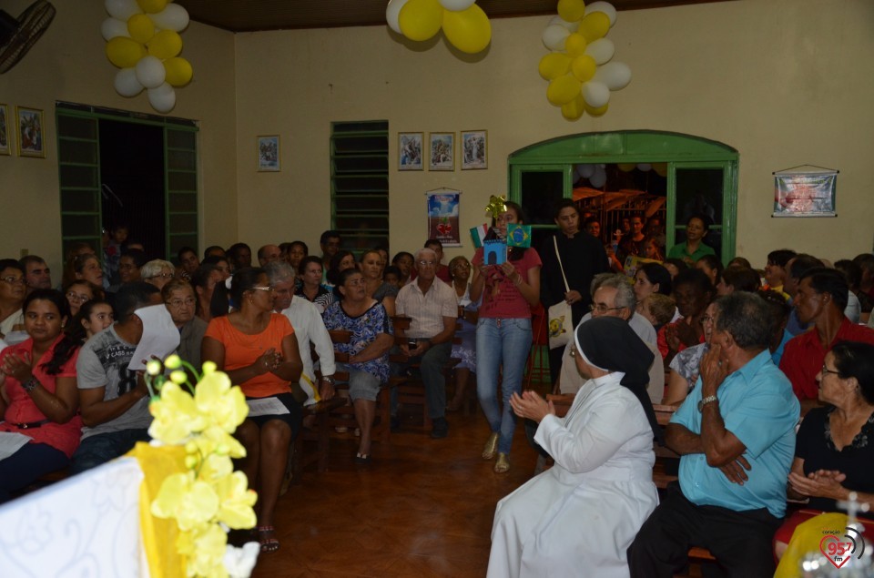 Relicário de São Luiz Orione visita capela no Potrerito