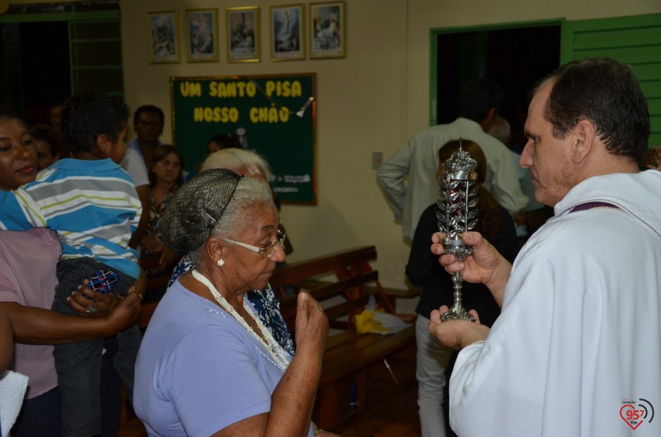 Relicário de São Luiz Orione visita capela no Potrerito