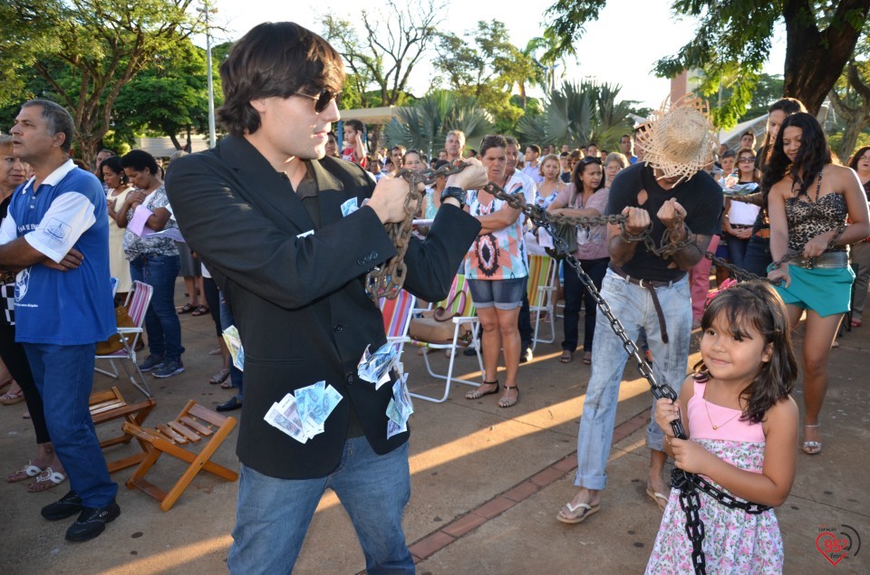 Dom Redovino celebra missa campal na abertura da CF em Dourados