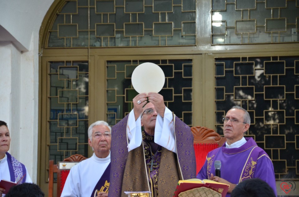 Dom Redovino celebra missa campal na abertura da CF em Dourados