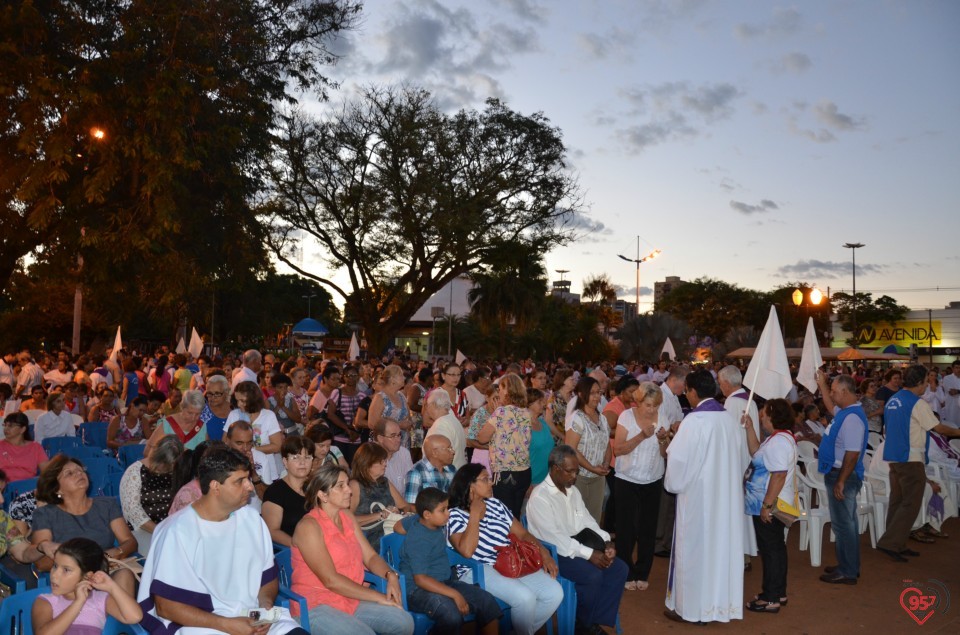 Dom Redovino celebra missa campal na abertura da CF em Dourados