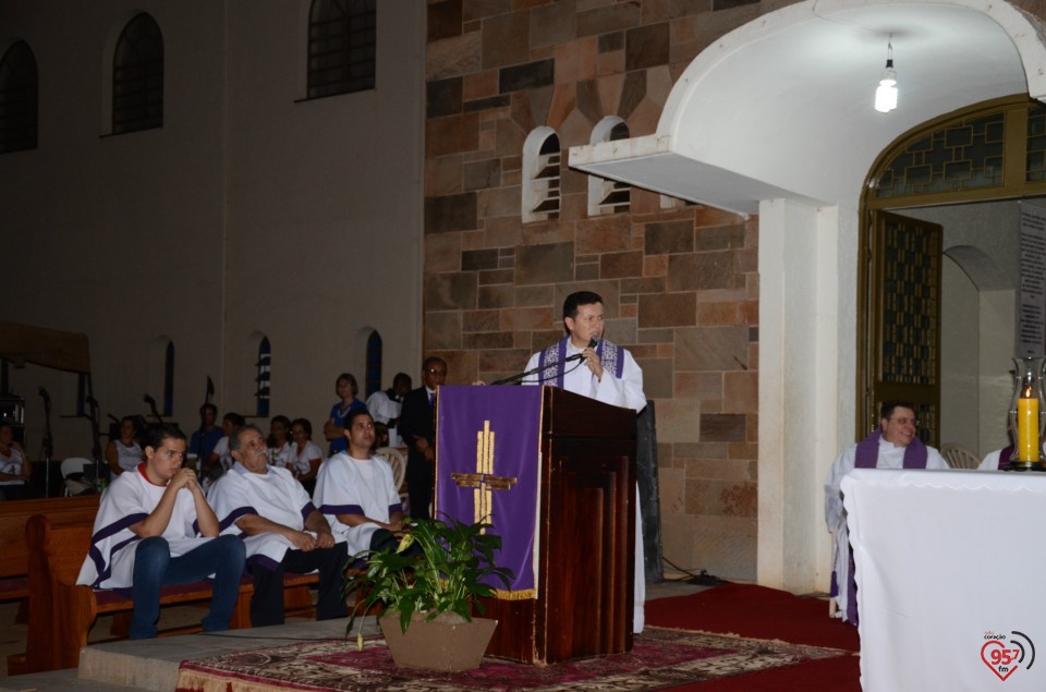 Dom Redovino celebra missa campal na abertura da CF em Dourados