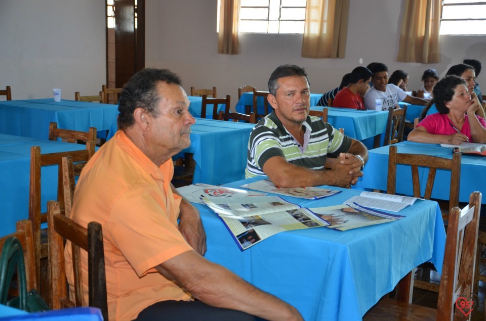 Jovens de Indápolis fazem encenação alusiva a CF 2014