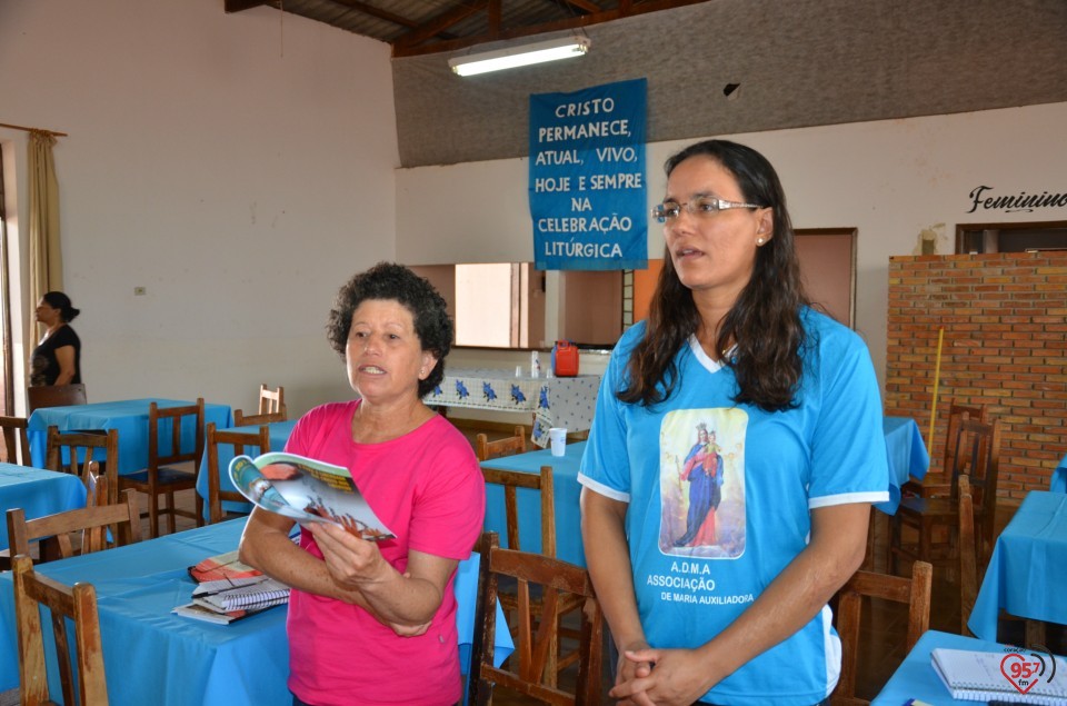 Jovens de Indápolis fazem encenação alusiva a CF 2014
