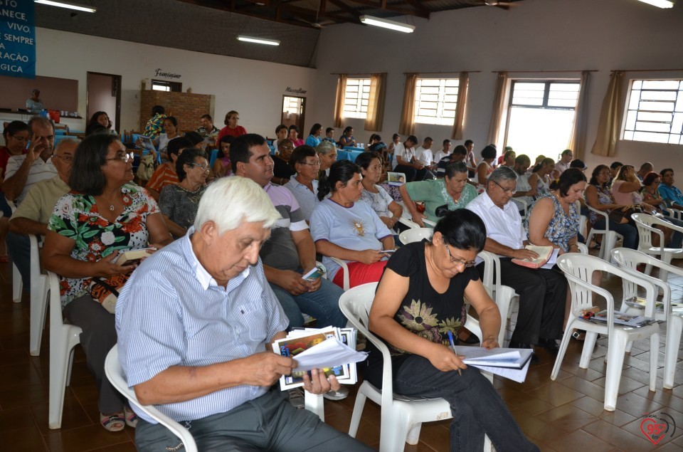 Jovens de Indápolis fazem encenação alusiva a CF 2014