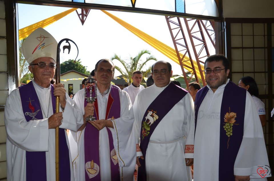 Bispo celebra missa na presença da relíquia de São Luiz Orione