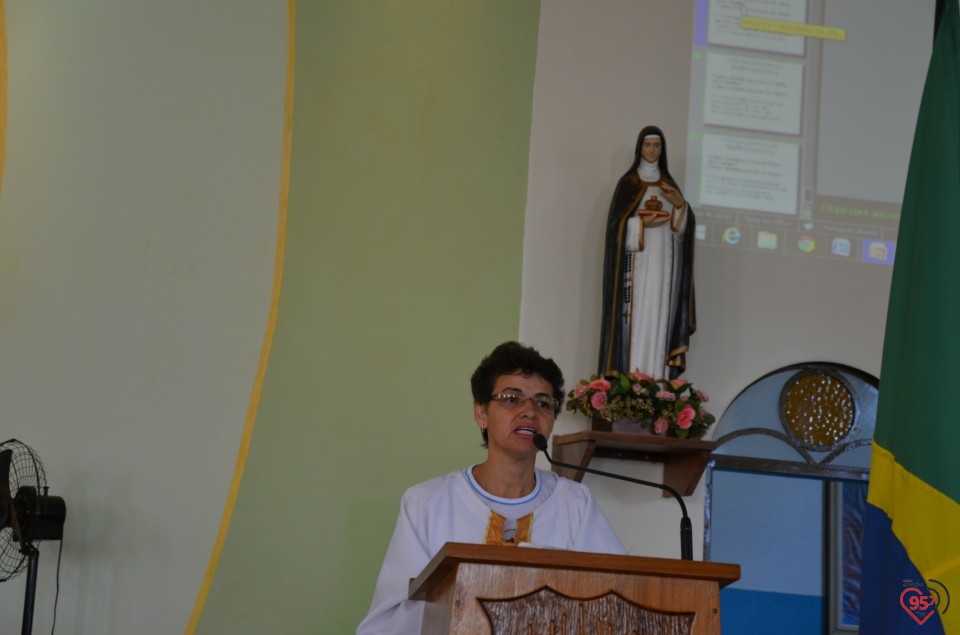 Bispo celebra missa na presença da relíquia de São Luiz Orione