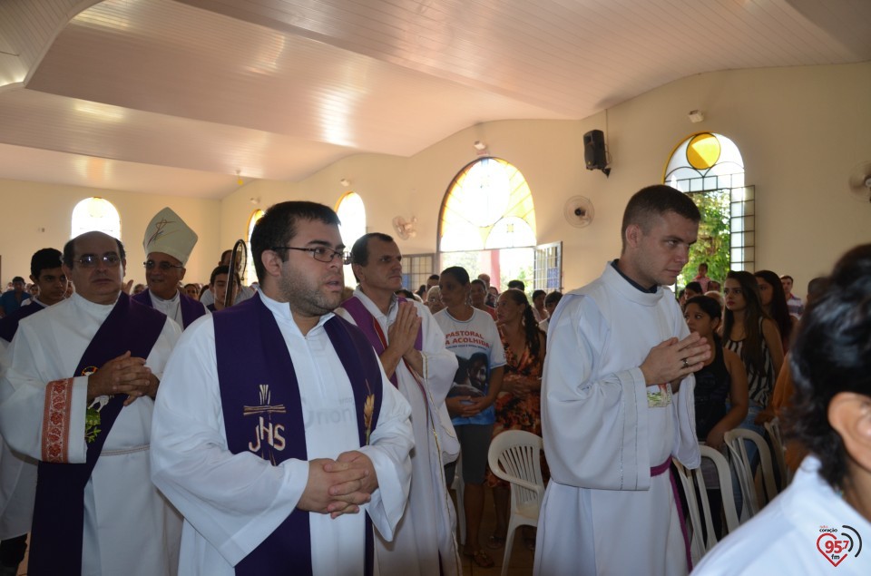 Bispo celebra missa na presença da relíquia de São Luiz Orione