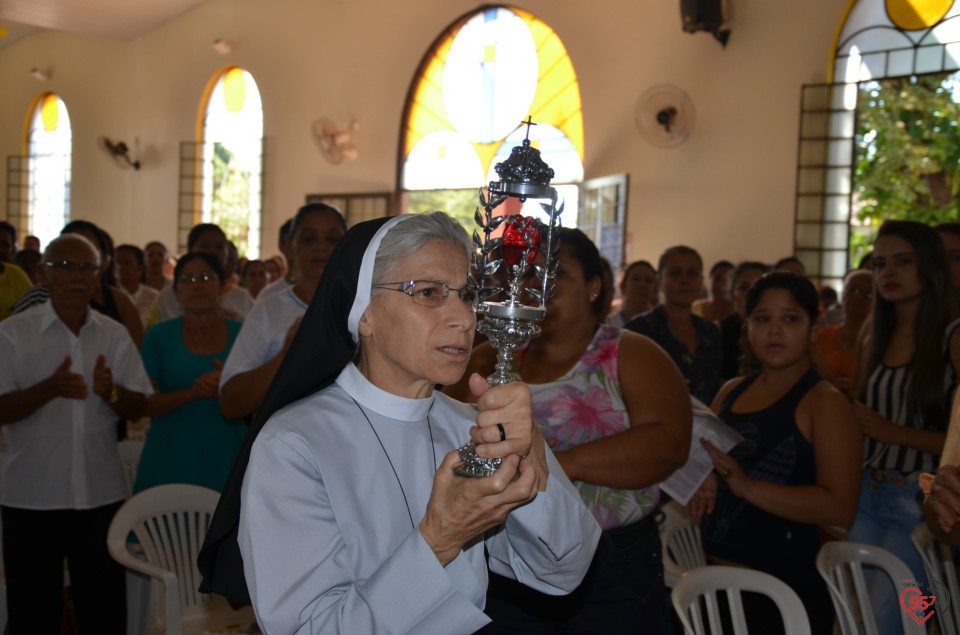 Bispo celebra missa na presença da relíquia de São Luiz Orione