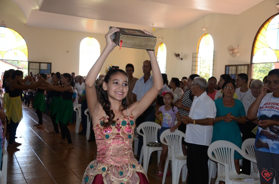Bispo celebra missa na presença da relíquia de São Luiz Orione