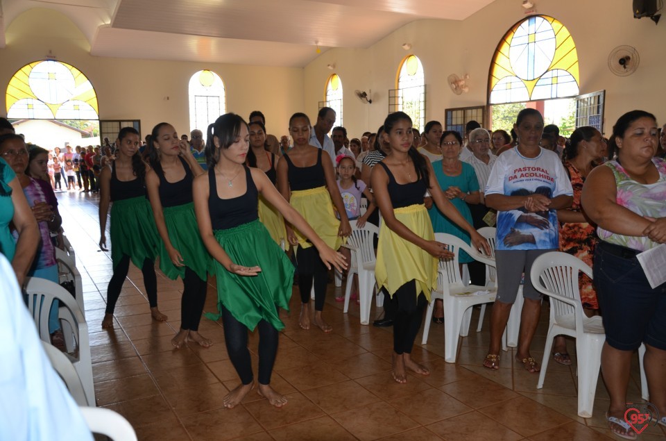 Bispo celebra missa na presença da relíquia de São Luiz Orione