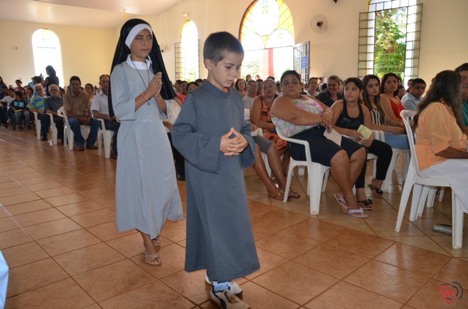 Bispo celebra missa na presença da relíquia de São Luiz Orione