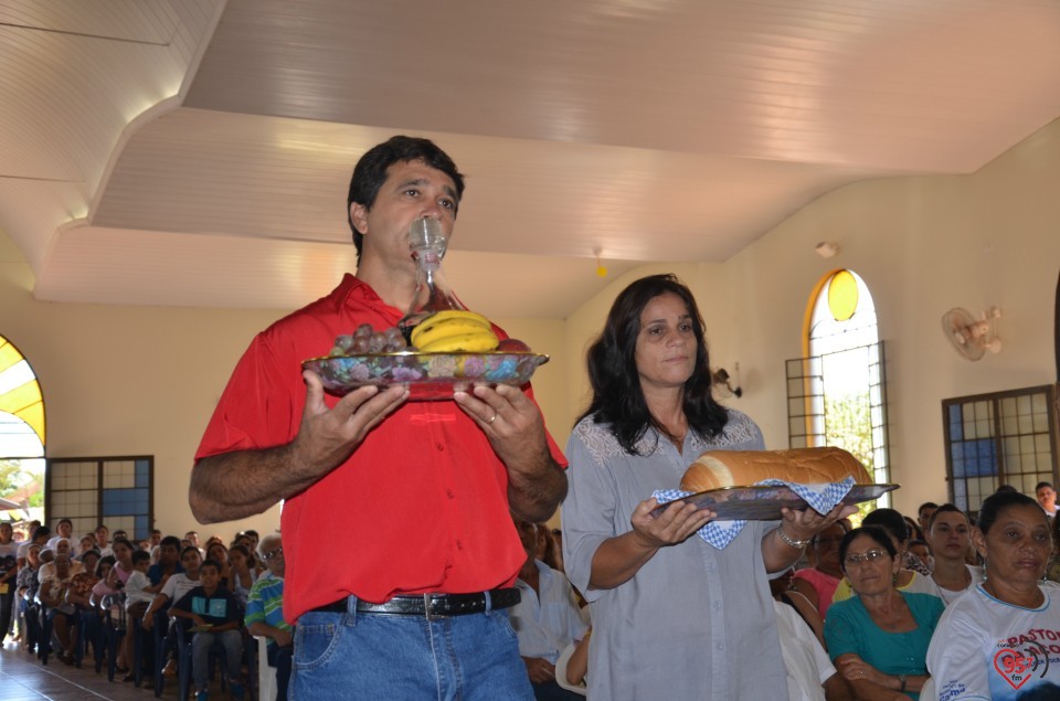 Bispo celebra missa na presença da relíquia de São Luiz Orione