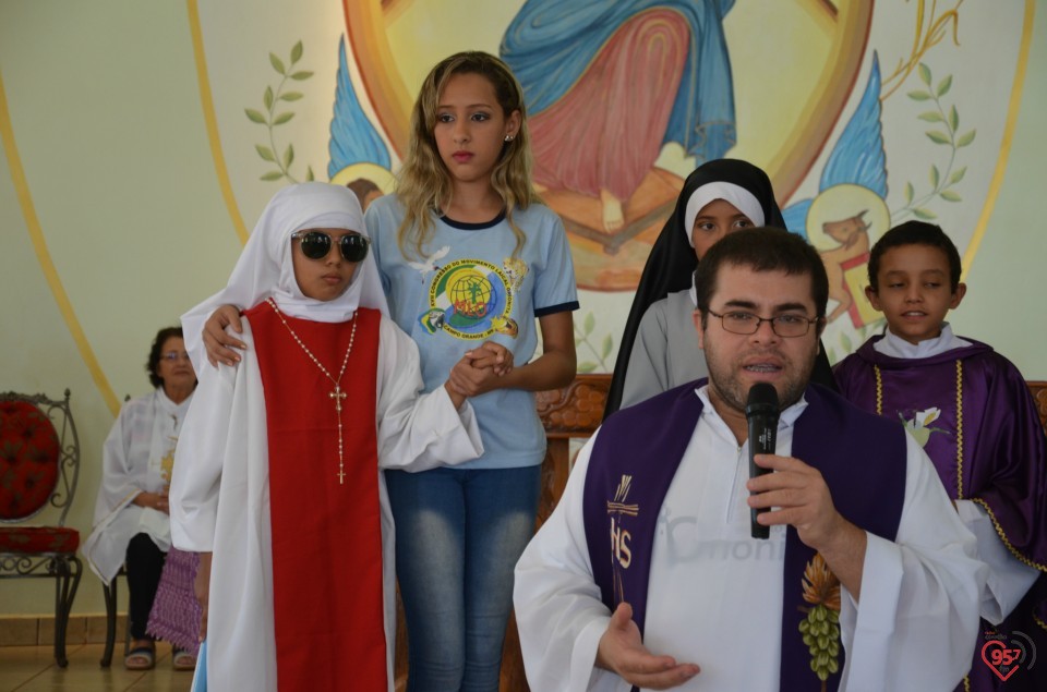 Bispo celebra missa na presença da relíquia de São Luiz Orione