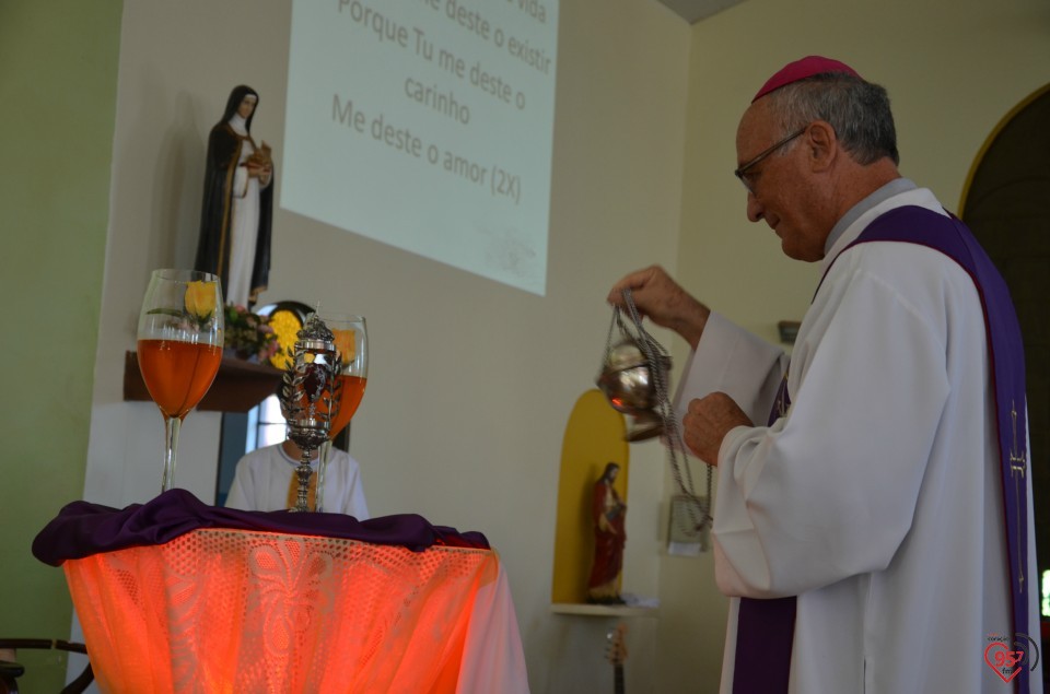Bispo celebra missa na presença da relíquia de São Luiz Orione