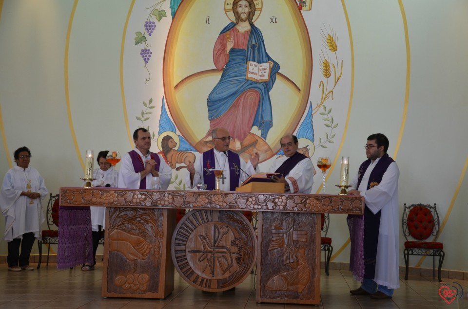 Bispo celebra missa na presença da relíquia de São Luiz Orione