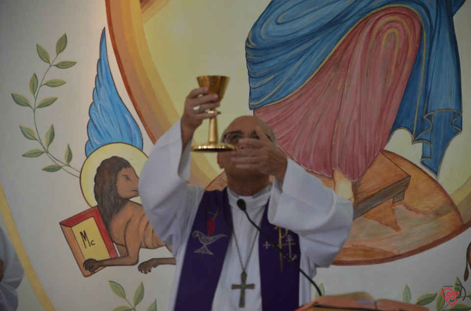 Bispo celebra missa na presença da relíquia de São Luiz Orione