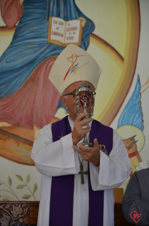 Bispo celebra missa na presença da relíquia de São Luiz Orione