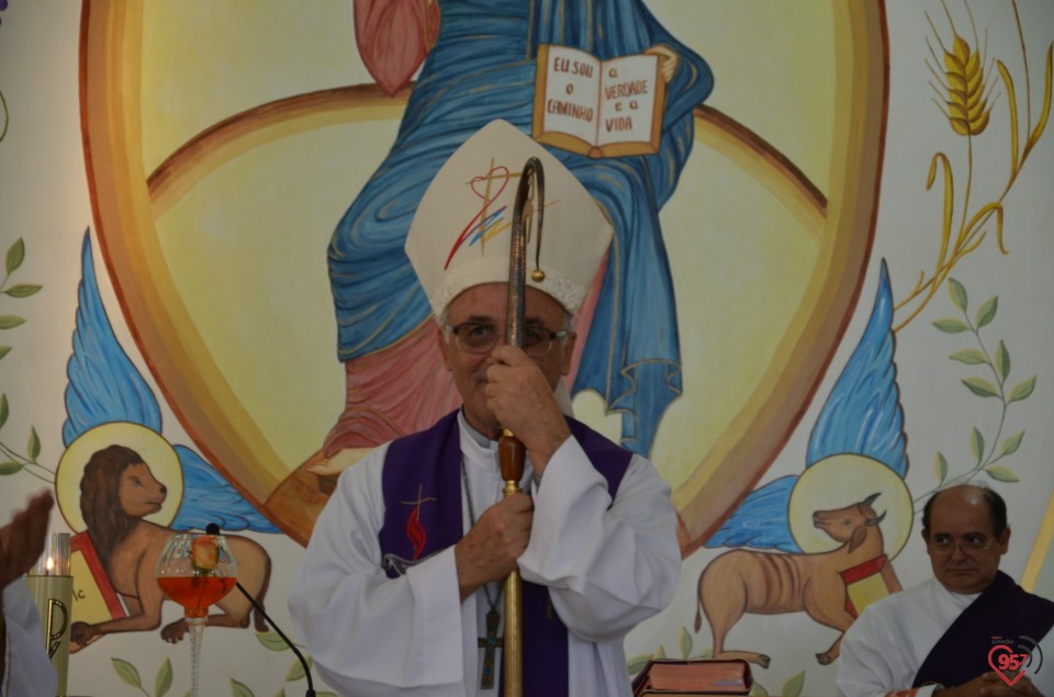 Bispo celebra missa na presença da relíquia de São Luiz Orione