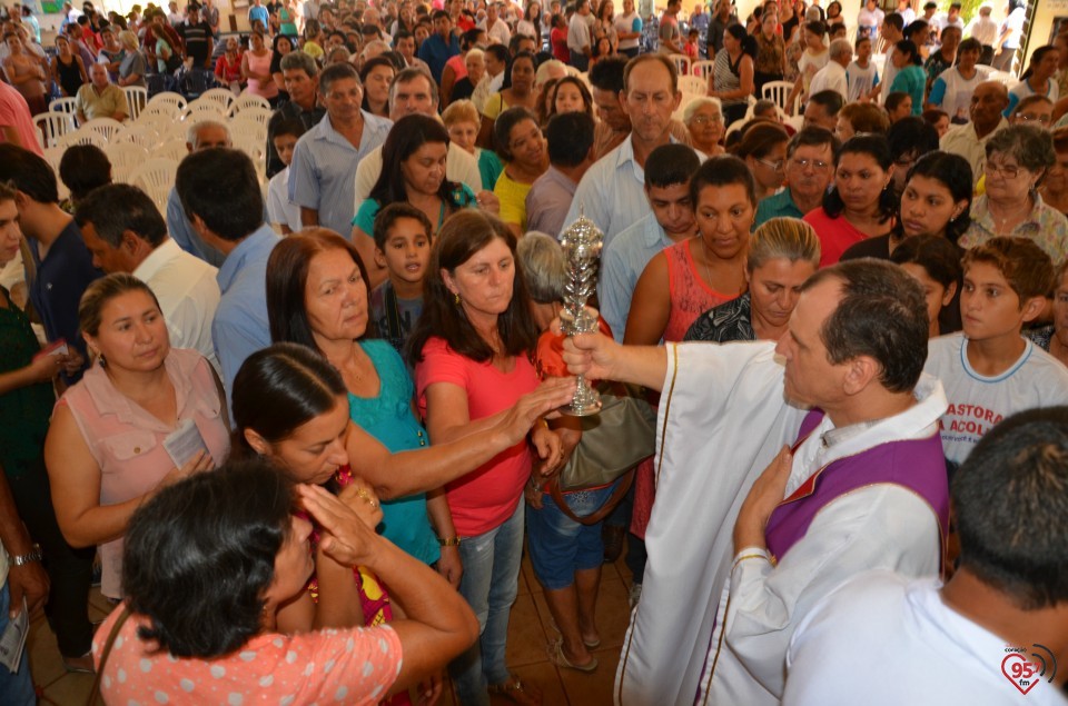 Bispo celebra missa na presença da relíquia de São Luiz Orione