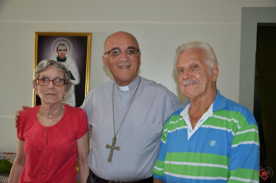 Bispo celebra missa na presença da relíquia de São Luiz Orione
