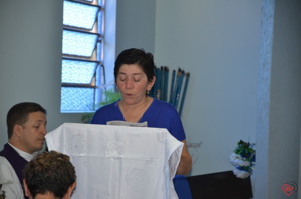 Frei Eterson celebra missa na Capela N. Sra Caacupê