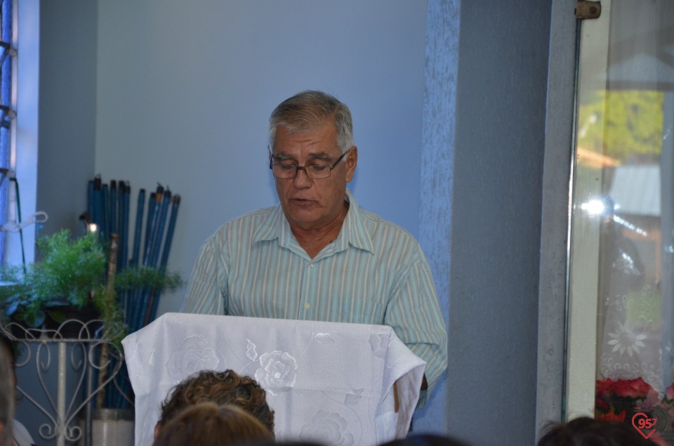 Frei Eterson celebra missa na Capela N. Sra Caacupê
