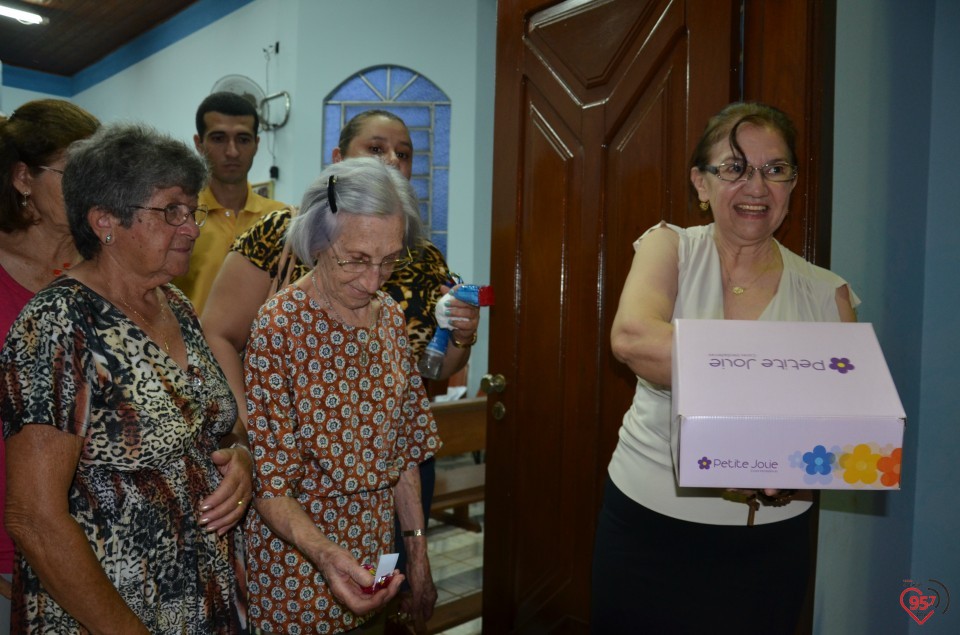 Frei Eterson celebra missa na Capela N. Sra Caacupê