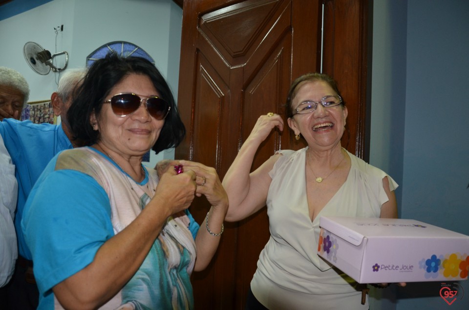 Frei Eterson celebra missa na Capela N. Sra Caacupê