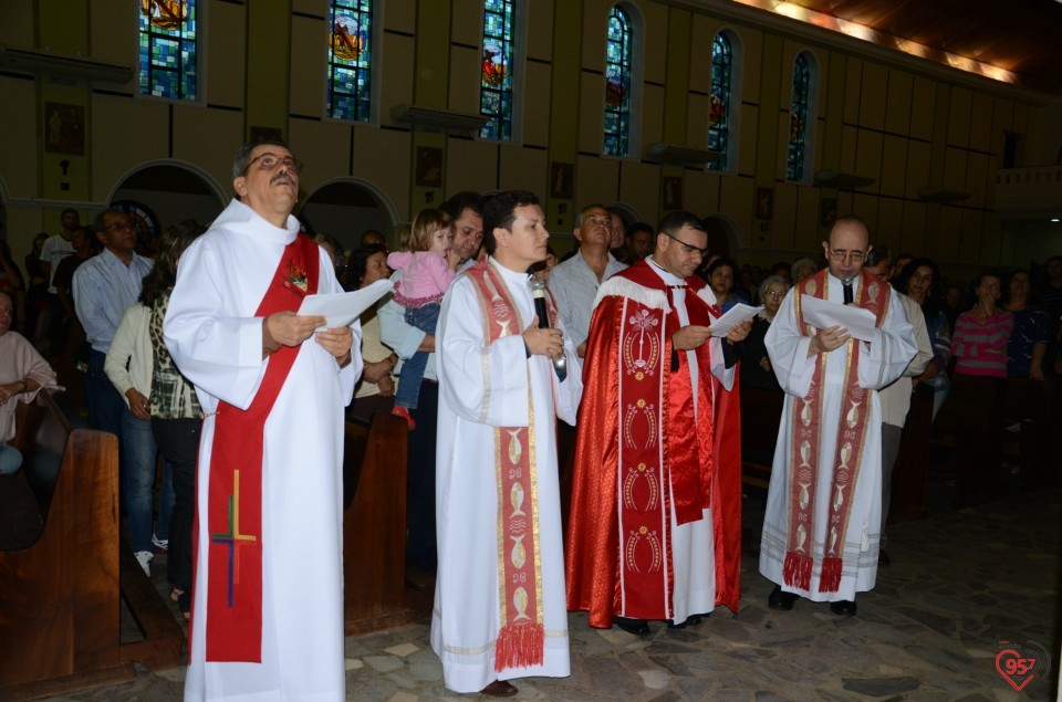Celebração da Sexta-feira Santa na Catedral