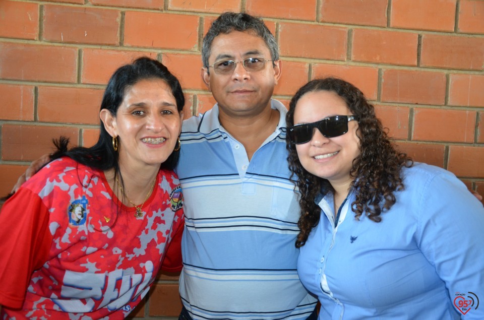 No santuário Pe. Pio, participantes embarcam para o 16°acampamento Sênior