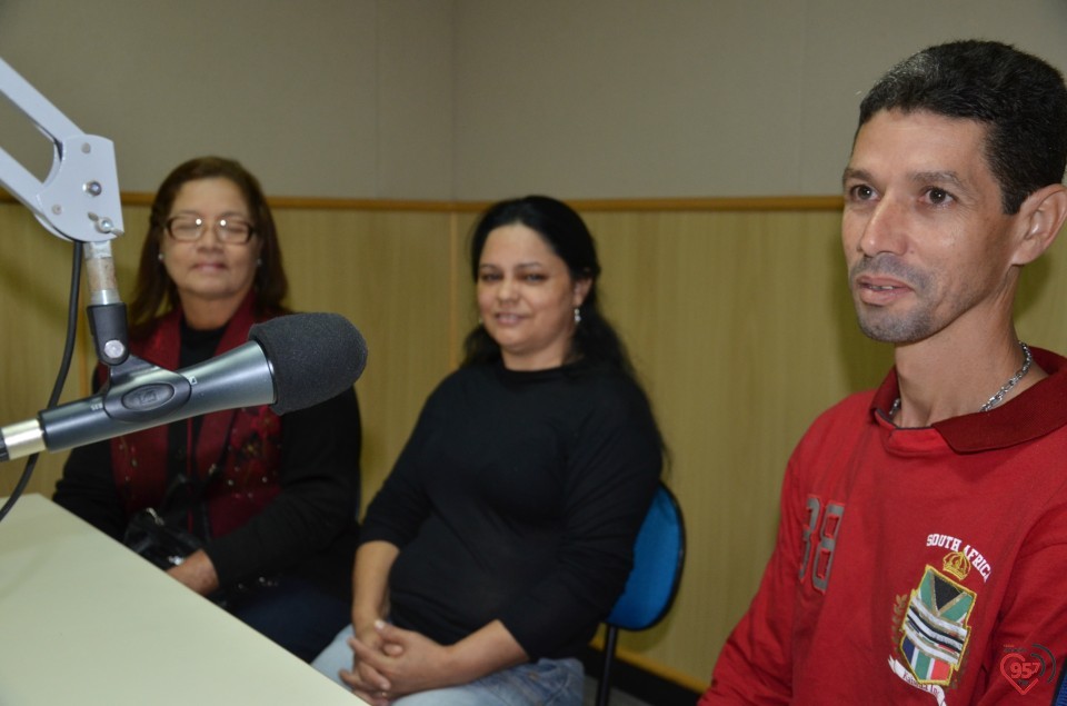 Rádio Coração recebe família contribuinte no projeto 'Amigos do Coração'