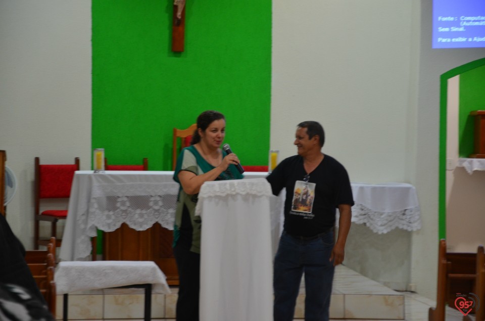 Grupo de Oração da Vila Formosa recebe integrantes da Rádio Coração FM