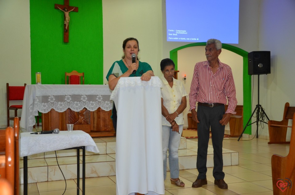 Grupo de Oração da Vila Formosa recebe integrantes da Rádio Coração FM