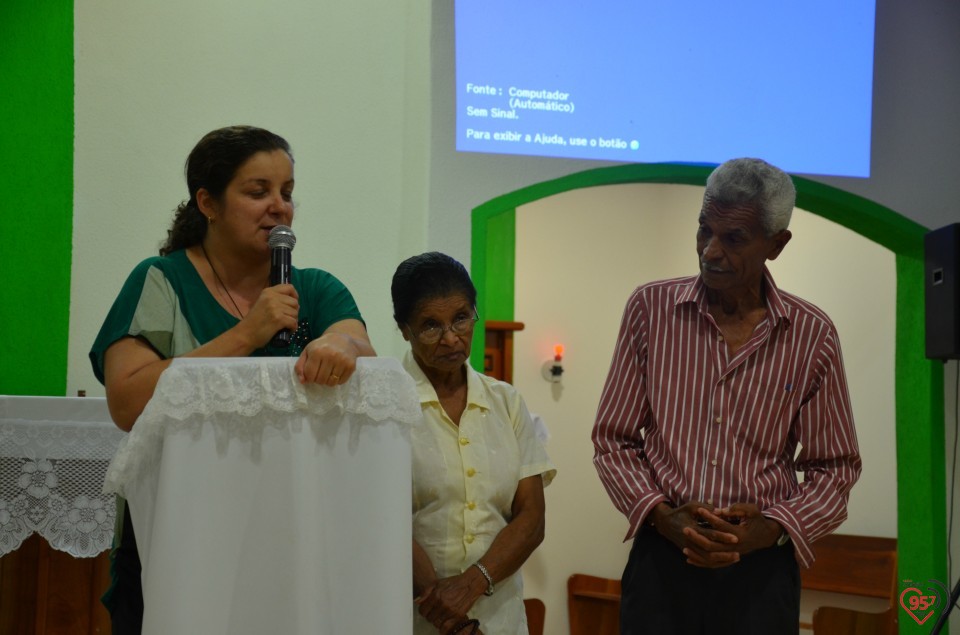 Grupo de Oração da Vila Formosa recebe integrantes da Rádio Coração FM