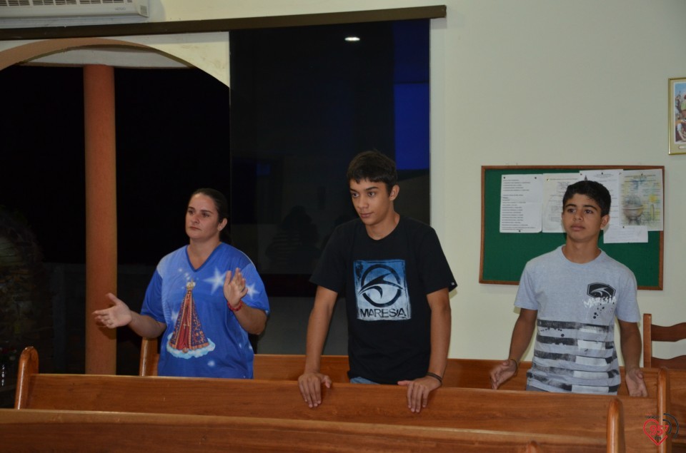 Grupo de Oração da Vila Formosa recebe integrantes da Rádio Coração FM