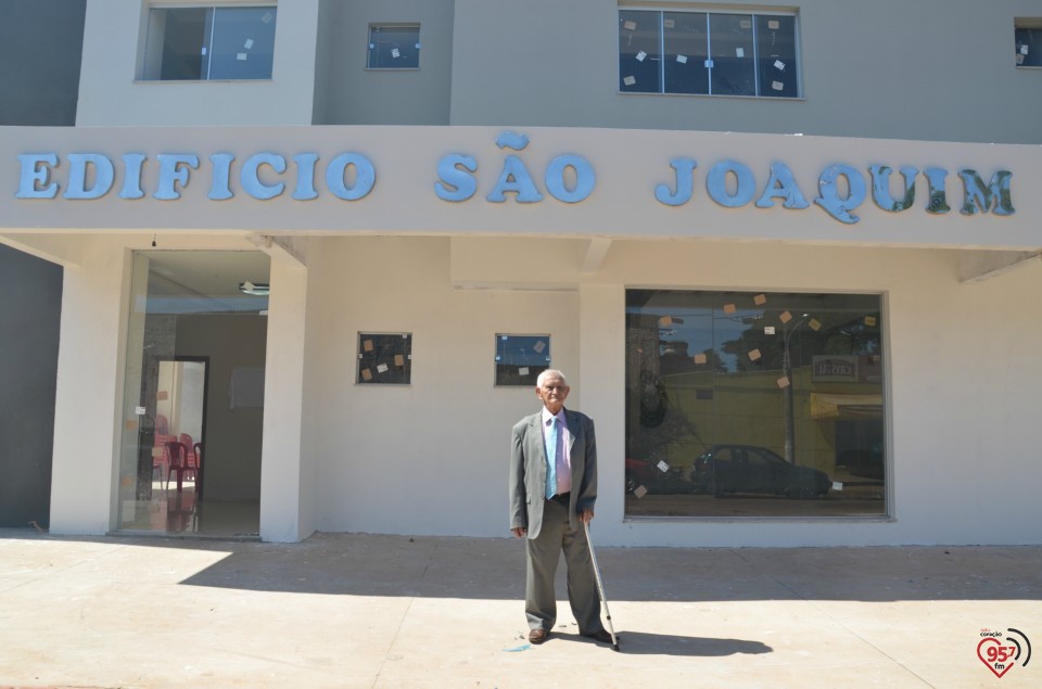 Osmar Caires inaugura edificío em homenagem ao pai, Joaquim Caires