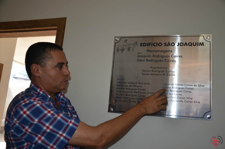 Osmar Caires inaugura edificío em homenagem ao pai, Joaquim Caires