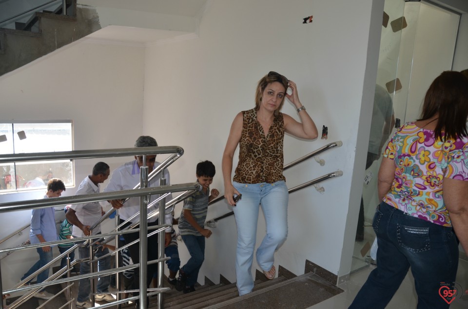 Osmar Caires inaugura edificío em homenagem ao pai, Joaquim Caires