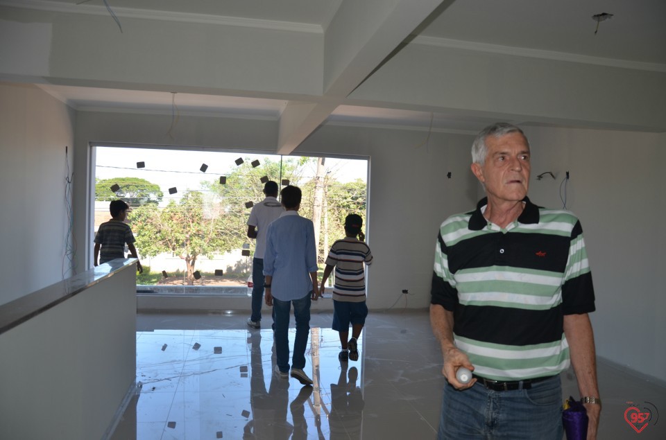 Osmar Caires inaugura edificío em homenagem ao pai, Joaquim Caires