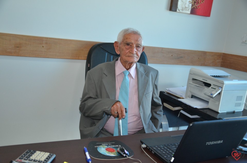 Osmar Caires inaugura edificío em homenagem ao pai, Joaquim Caires