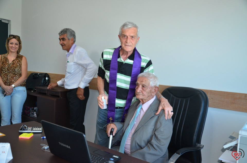 Osmar Caires inaugura edificío em homenagem ao pai, Joaquim Caires