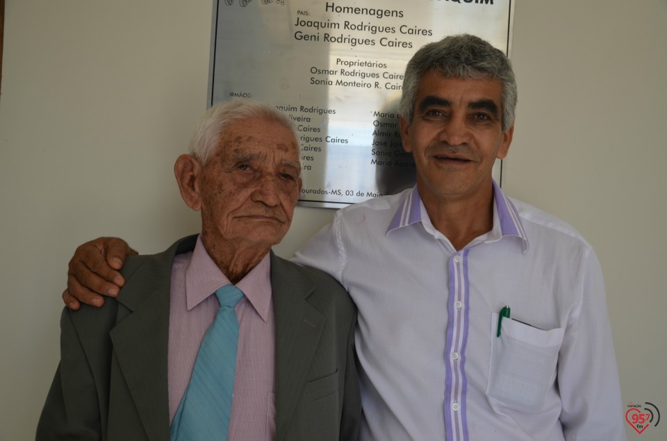 Osmar Caires inaugura edificío em homenagem ao pai, Joaquim Caires