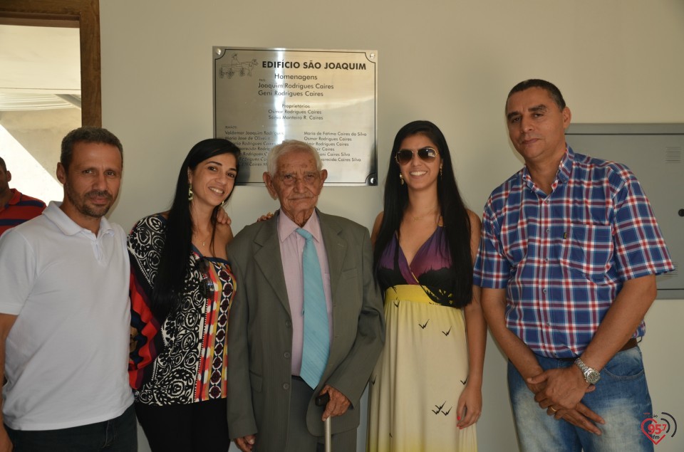 Osmar Caires inaugura edificío em homenagem ao pai, Joaquim Caires