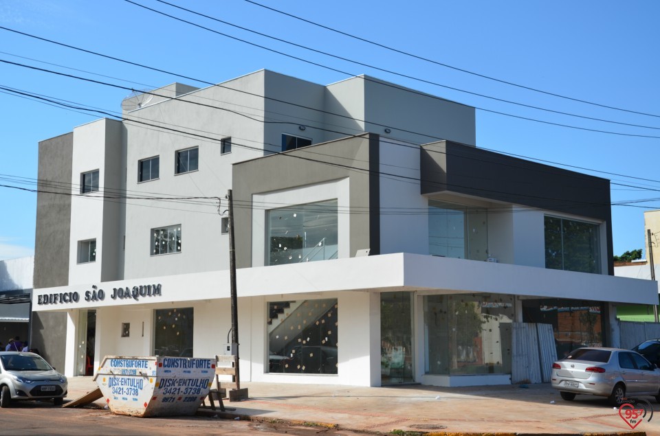 Osmar Caires inaugura edificío em homenagem ao pai, Joaquim Caires