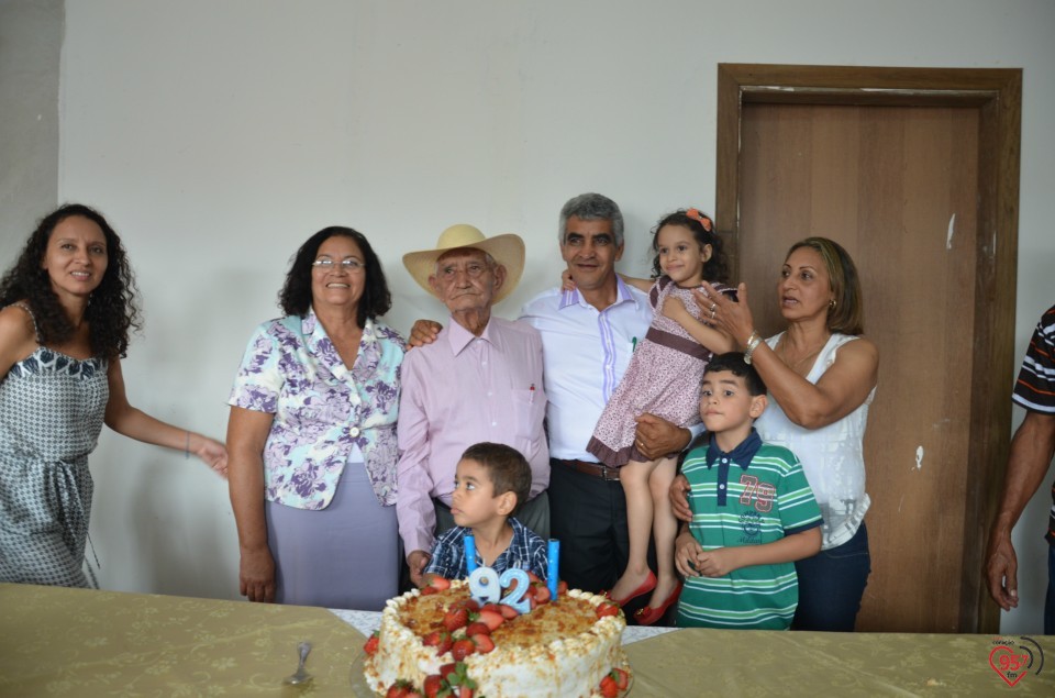 Osmar Caires inaugura edificío em homenagem ao pai, Joaquim Caires