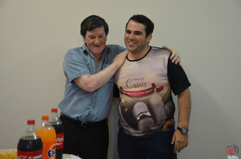 Colegas parabenizam aniversariantes da Rádio Coração