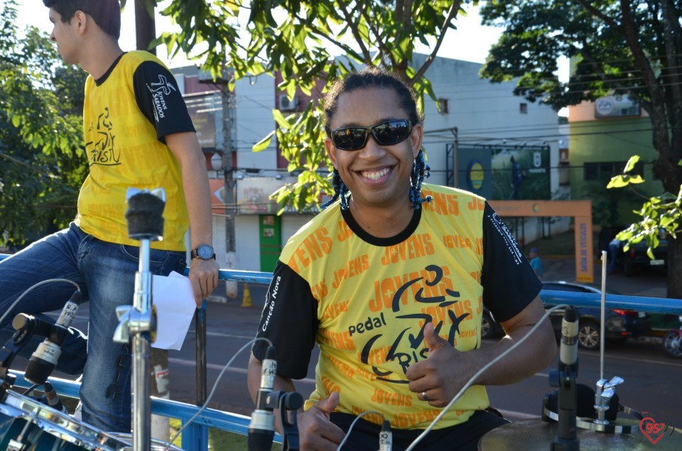 2° 'Pedal Cristo' reúne centenas de ciclistas em Dourados