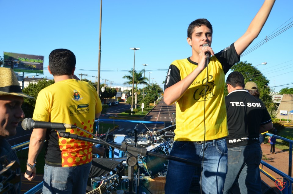 2° 'Pedal Cristo' reúne centenas de ciclistas em Dourados